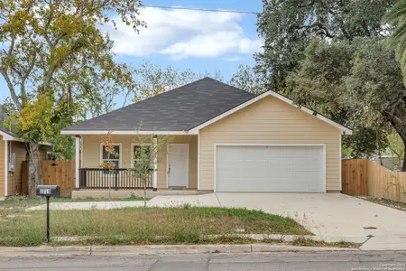 New construction Single-Family house 3715 Commercial, San Antonio, TX 78221 - image