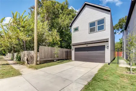 New construction Single-Family house 892 Paul Quinn St, Houston, TX 77091 - image