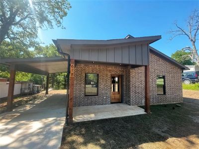 New construction Single-Family house 618 E Day Street, Denison, TX 75021 - photo 0