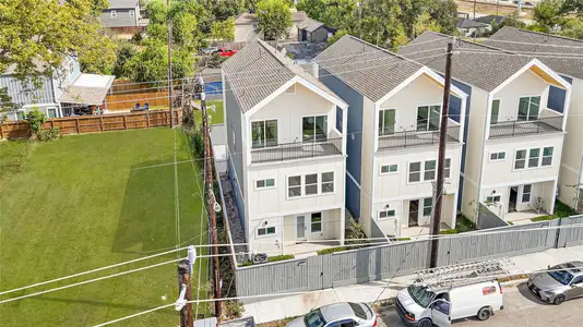 New construction Single-Family house 3808 Yale St, Houston, TX 77018 - image