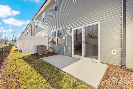 New construction Townhouse house 6013 Longar Ln, Charlotte, NC 28269 - image