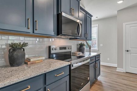 New construction Townhouse house 1516 Thurcroft Ln, Lawrenceville, GA 30043 - image 14