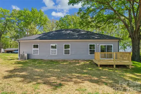 New construction Single-Family house 321 Henderson Cir, Harrisburg, NC 28075 - image 3