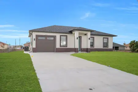 New construction Single-Family house 4003 10Th Sw St, Lehigh Acres, FL 33976 - image