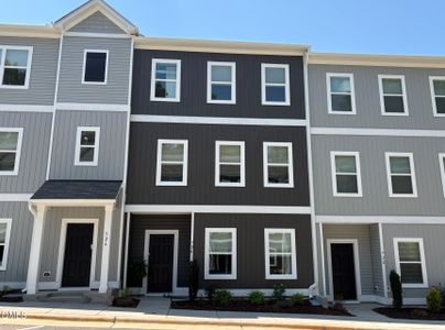 New construction Townhouse house 724 Orchard Vista Cir, Raleigh, NC 27606 - image