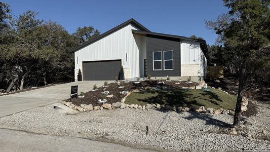 New construction Single-Family house 1433 Green Mdw, Spring Branch, TX 78070 null- photo 29 29