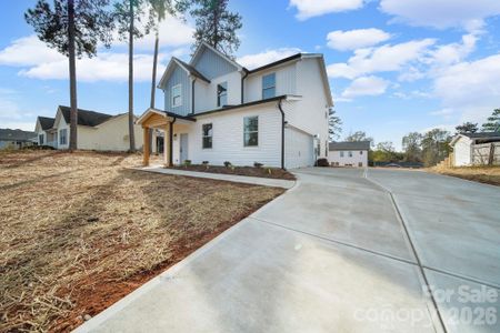 New construction Single-Family house 1220 Morven Rd, Wadesboro, NC 28170 - image