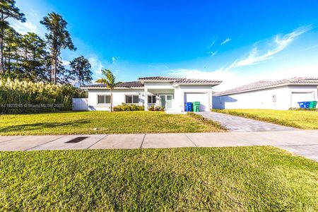 New construction Single-Family house 12901 Sw 266Th Ter, Homestead, FL 33032 - image