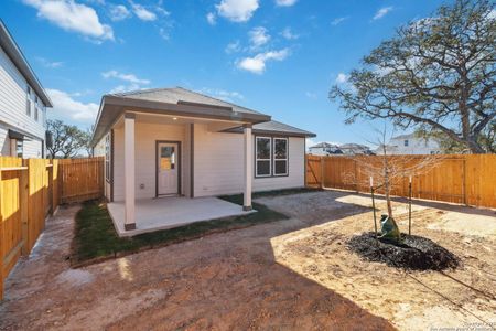 New construction Single-Family house 14919 Fischer Gdn, San Antonio, TX 78253 Kingsville- photo 3 3