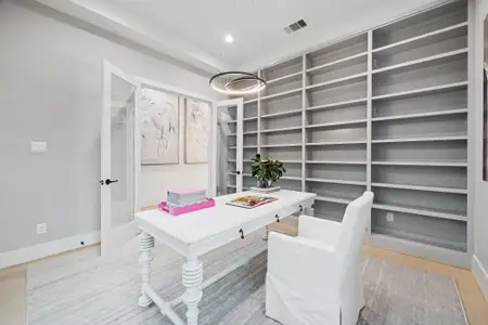 New construction Single-Family house 2205 North Blvd, Houston, TX 77098 - image 16