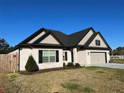 New construction Single-Family house 604 Greystone Lane, Angleton, TX 77515 - photo 1 1