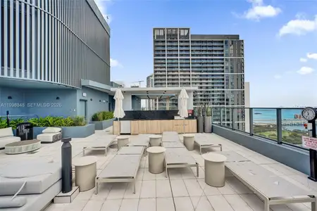 New construction Condo house 121 Ne 5Th St, Unit 2101, Miami, FL 33132 - image