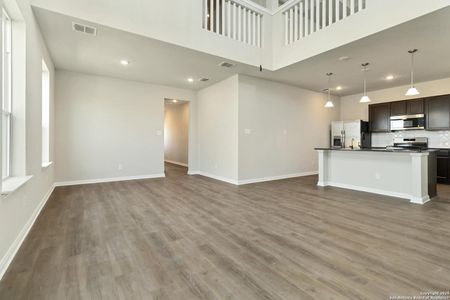 New construction Single-Family house 8815 Lemon Verbena, Elmendorf, TX 78112 Matagorda- photo 3 3