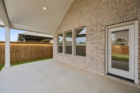 New construction Single-Family house 2239 Railhead Trl, Waxahachie, TX 75165 plan Dove - image 4