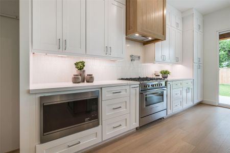 New construction Single-Family house 902 E 25Th St, Houston, TX 77009 - image 17