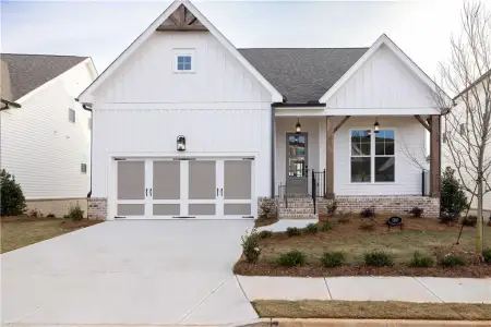 New construction Single-Family house 981 Eastman Ct, Hoschton, GA 30548 - image