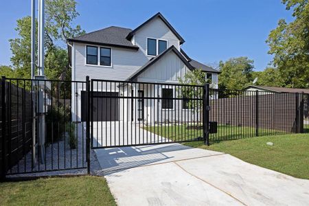 New construction Condo house 313 Hackberry Ln, Unit B, Austin, TX 78753 null- photo 4 4