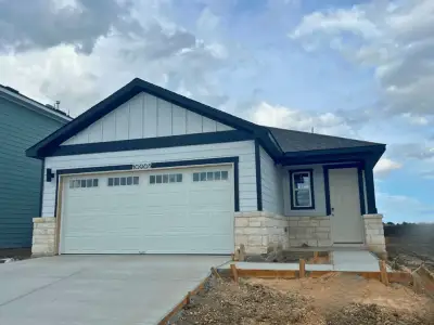 New construction Single-Family house 10905 Tallsalt Dr, Austin, TX 78754 plan Maverick - image