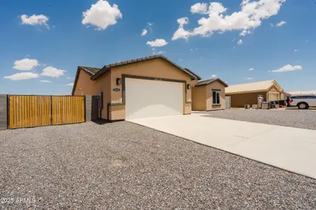 New construction Single-Family house 9080 W San Lazaro Dr, Arizona City, AZ 85123 - image