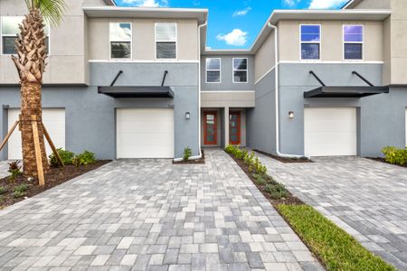 New construction Townhouse house 1150 Creek Valley Ct, Brandon, FL 33511 Ormond- photo 0