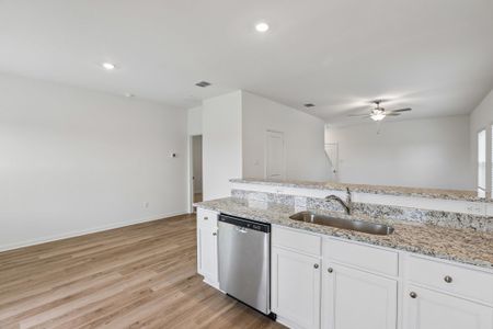 New construction Single-Family house 18400 Stellers Sea St, Elgin, TX 78621 plan Marek - image 9