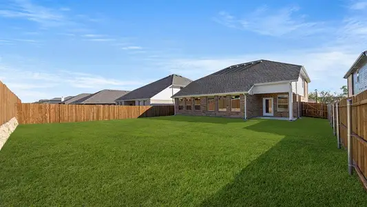 New construction Single-Family house 1632 Elle Ln, Aubrey, TX 76227 plan Sequoia II U - image 4