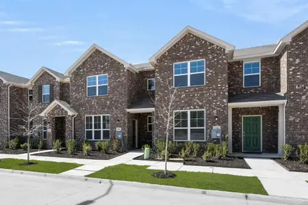 New construction Townhouse house 236 Wagon Spoke Wy, Unit 17, Fort Worth, TX 76120 - image