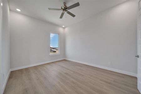 New construction Single-Family house 4408 Tucker Ln, Seabrook, TX 77586 plan Lago Pointe - Inside - image 17