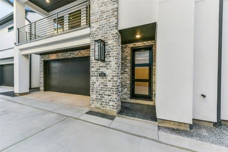 New construction Single-Family house 1904 Nantucket Dr, Houston, TX 77057 - image 3