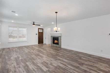 New construction Single-Family house 3608 William Ct, Grand Prairie, TX 76065 plan Jennifer - image 17