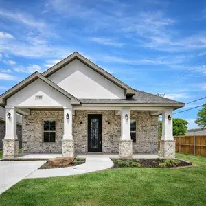 New construction Single-Family house 1102 Fort Worth St St, Grand Prairie, TX 75050 - image