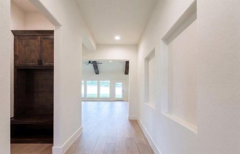 New construction Single-Family house 7021 Ranch View Pl, Springtown, TX 76082 - image 15