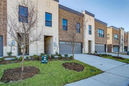 Villaggio at Victron Park by Aspire Townhomes in Waxahachie - photo 0