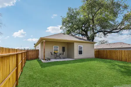 New construction Single-Family house 3605 Mccrae Xing, San Antonio, TX 78264 - image