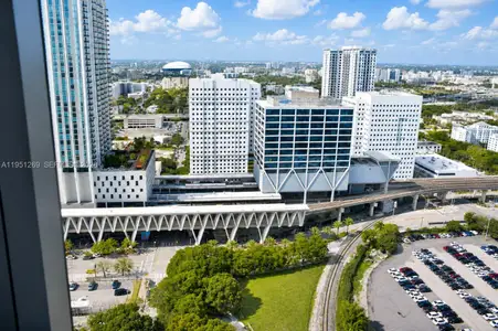 New construction Condo house 11 Ne 6Th St, Unit 1109, Miami, FL 33132 - image