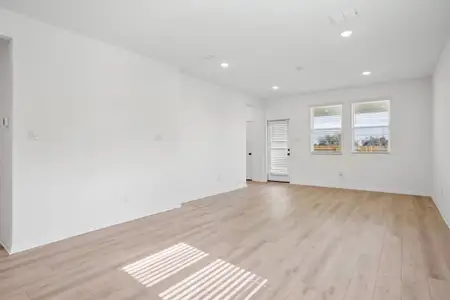 New construction Single-Family house 112 Jans Wy, Georgetown, TX 78626 plan Brodie - image 15