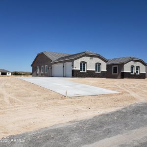 New construction Single-Family house 9143 W Limestone Mountain Dr, Casa Grande, AZ 85194 - image
