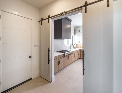 New construction Single-Family house 2015 Crown Lake Dr, Missouri City, TX 77459 plan 16266 - image 9