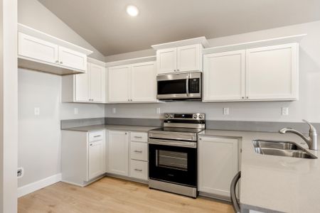New construction Single-Family house 4032 Sw Obsidian Pl, Redmond, OR 97756 plan Astoria - image 7