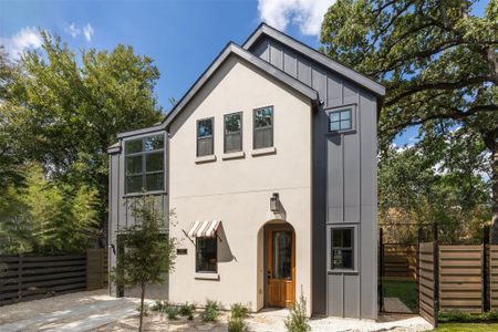 New construction Condo/Apt house 3104 Lafayette Ave, Unit 2, Austin, TX 78722 - photo 0