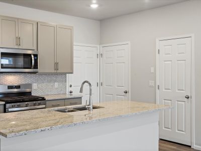 New construction Townhouse house 749 N Shawnee St, Aurora, CO 80018 null- photo 16 16