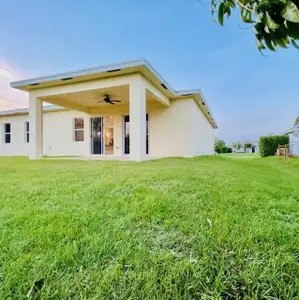 New construction Single-Family house 992 Sw College Park Rd, Port St. Lucie, FL 34953 - image