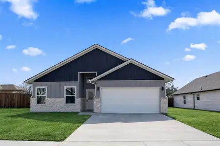 New construction Single-Family house 4501 Washington St, Greenville, TX 75401 - image