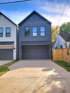 New construction Single-Family house 5306 San Juan Street, Houston, TX 77020 - photo 0