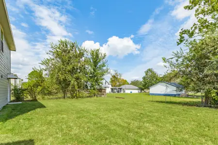 New construction Single-Family house 306 N Orange St, Sweeny, TX 77480 - image 20