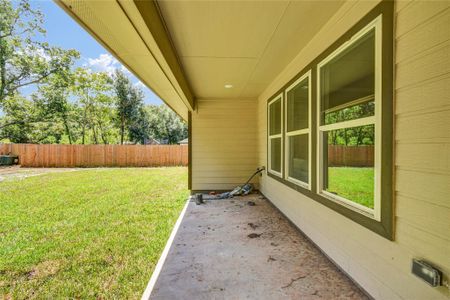 New construction Single-Family house 2635 County Rd 769C, Brazoria, TX 77422 - image
