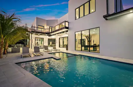 New construction Single-Family house 706 Lakeside Cir, North Palm Beach, FL 33408 - image