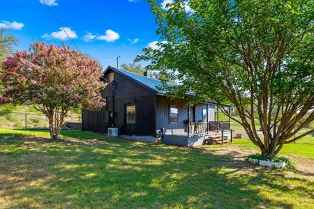 New construction Single-Family house 1550 S Stewart St, Azle, TX 76020 - image