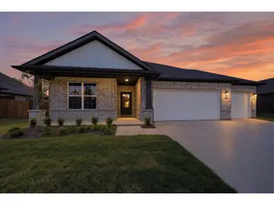 New construction Single-Family house 206 Briarwood Dr, Nevada, TX 75173 plan The Everett D - image