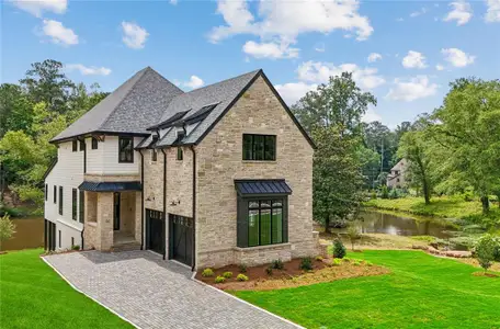 New construction Single-Family house 130 Lake Estates Dr, Roswell, GA 30075 - image